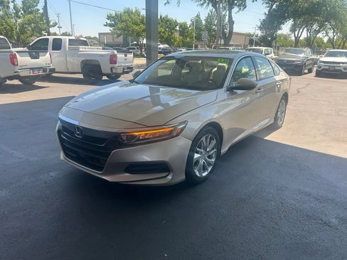 Used 2018 Honda Accord LX image 17