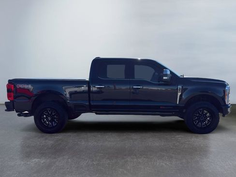 Used 2023 Ford F350 Platinum w/ FX4 Off-Road Package AWD/4WD image 6