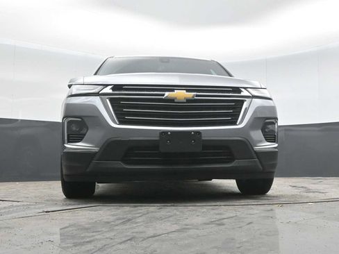 Used 2023 Chevrolet Traverse LT FWD image 49