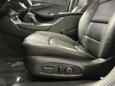 Used 2024 Chevrolet Malibu LT image 21