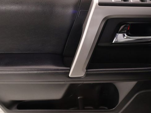 Used 2022 Toyota 4Runner SR5 Premium w/ Moonroof Package image 18