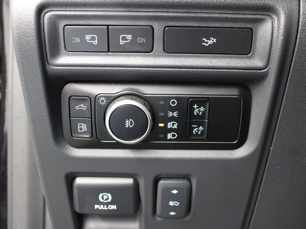 Used 2023 Ford F150 Lariat w/ Equipment Group 502A High AWD/4WD image 54