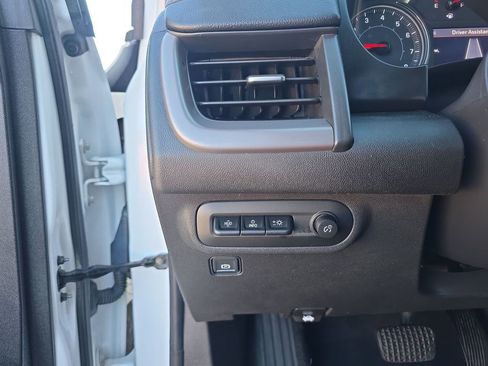 Used 2022 GMC Terrain AT4 w/ Infotainment Package II image 18