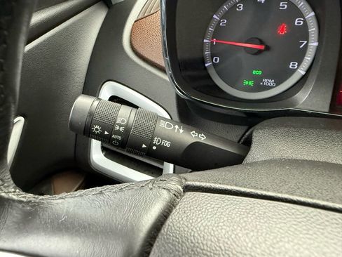 Used 2013 GMC Terrain SLT w/ LPO, Chrome Package image 24