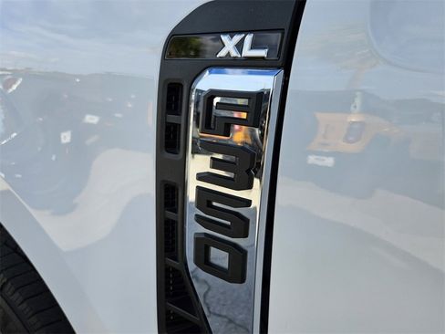 Used 2024 Ford F350 XL image 40