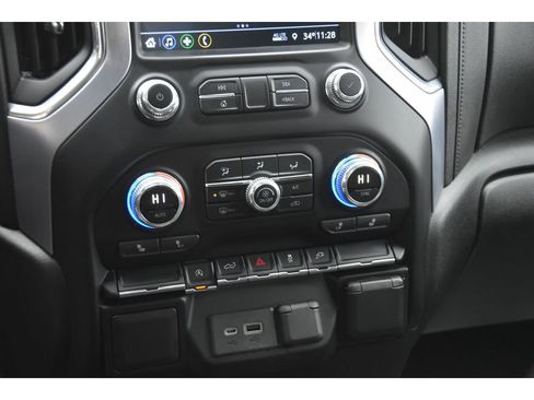 Used 2019 GMC Sierra 1500 SLE image 36