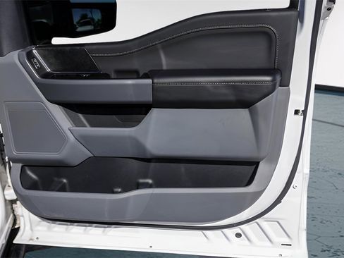 Used 2022 Ford F150 XLT w/ Equipment Group 302A High image 33