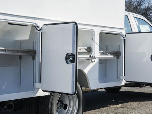 New 2025 Ford F350 XL image 22