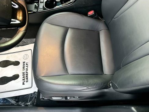 Used 2022 Toyota Prius Nightshade image 18