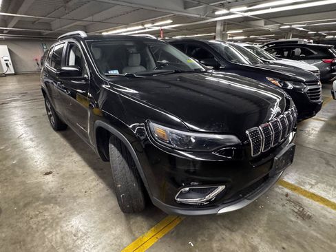 Used 2019 Jeep Cherokee Limited AWD/4WD image 1