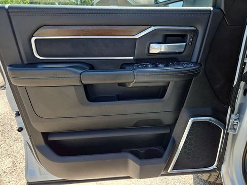 Used 2024 RAM 2500 Laramie w/ Safety Group AWD/4WD image 23