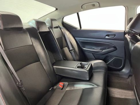 Used 2023 Nissan Altima 2.5 SR FWD image 14