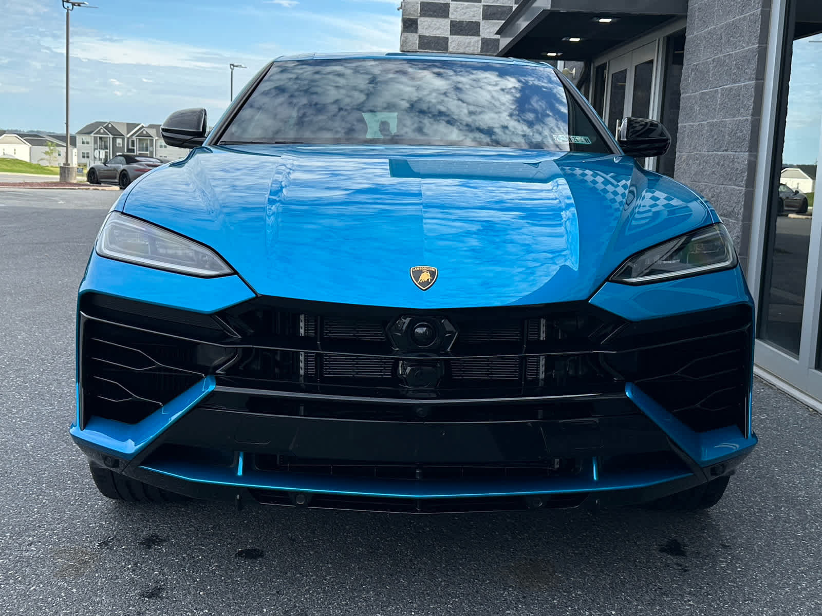 Used 2025 Lamborghini Urus Performante AWD/4WD image 3