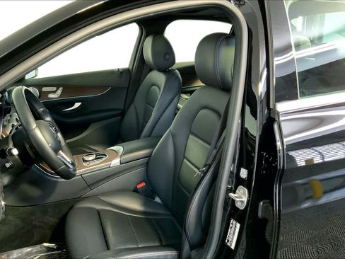 Used 2021 Mercedes-Benz C 300 4MATIC Sedan image 9