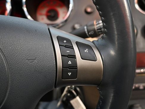 Used 2006 Pontiac Solstice Convertible w/ Premium Package image 34