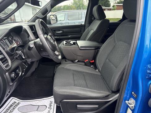Used 2025 RAM 1500 Tradesman w/ Night Edition AWD/4WD image 9