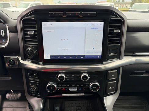 Used 2023 Ford F150 Lariat w/ Equipment Group 502A High AWD/4WD image 17