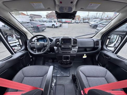 Used 2025 RAM ProMaster 2500 w/ Safety Group image 23