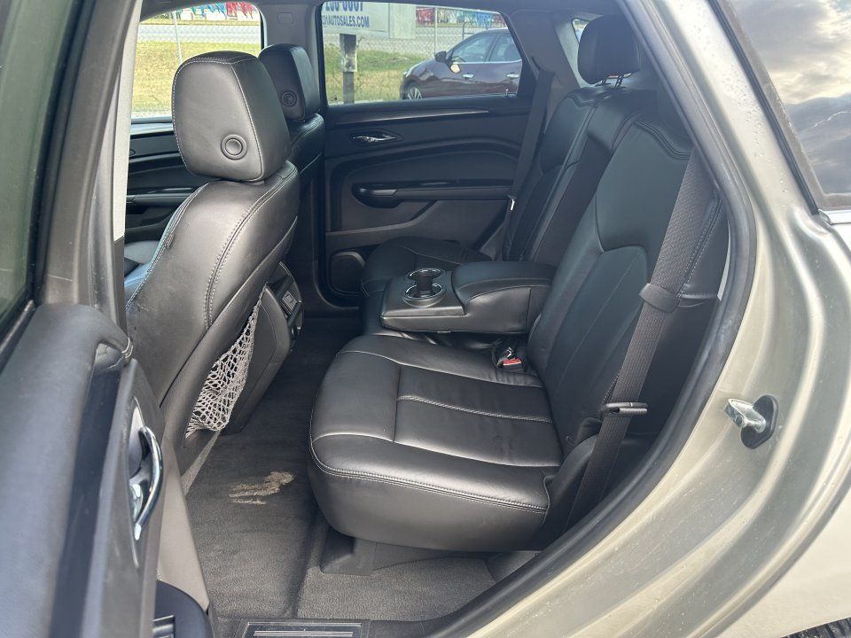 Used 2015 Cadillac SRX FWD image 15