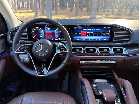 Certified 2024 Mercedes-Benz GLE 450 4MATIC image 5