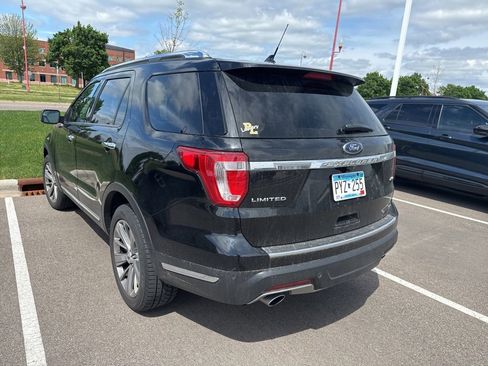 Used 2018 Ford Explorer Limited AWD/4WD image 3