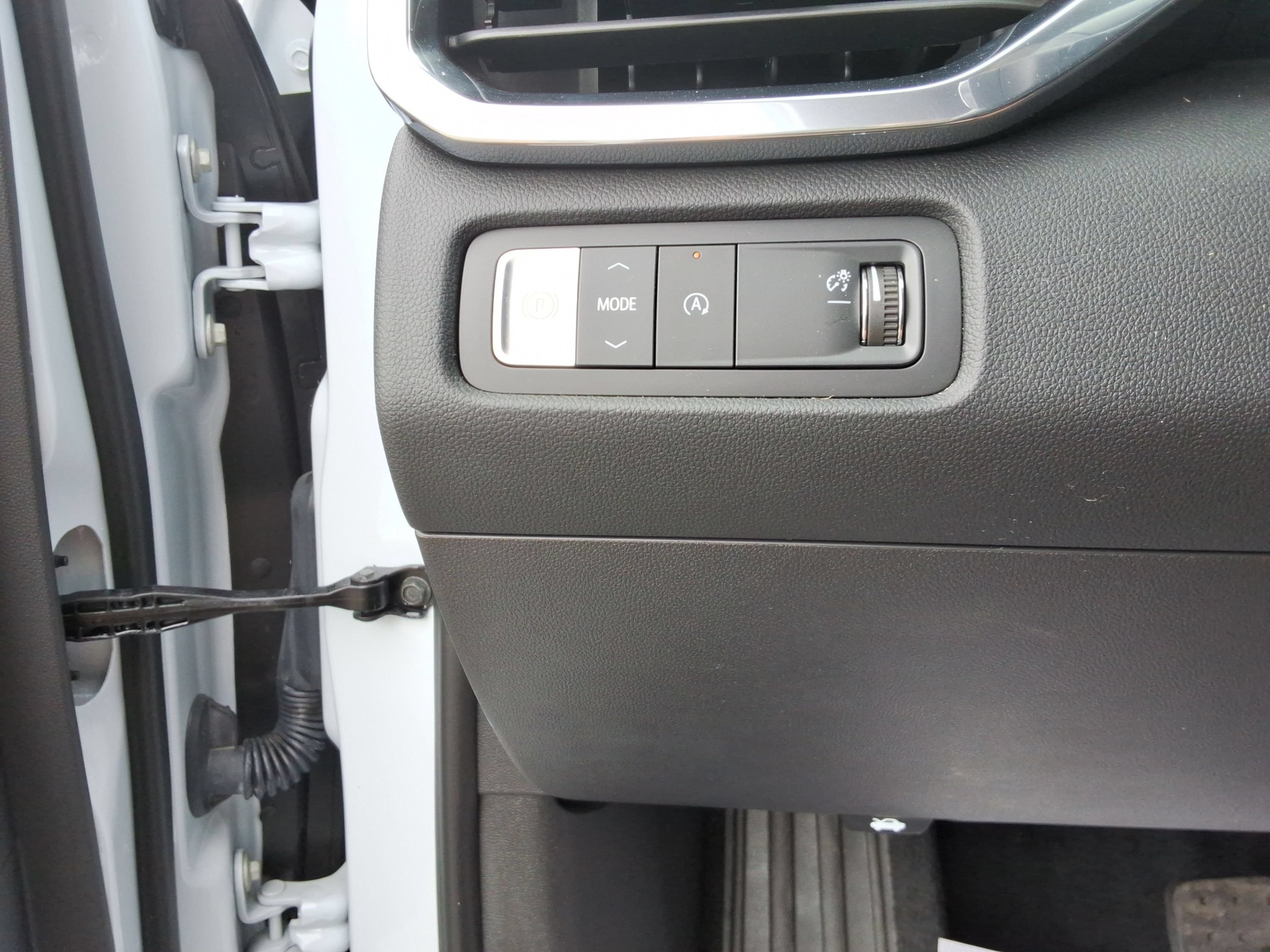 Used 2026 GMC Acadia Elevation FWD image 21