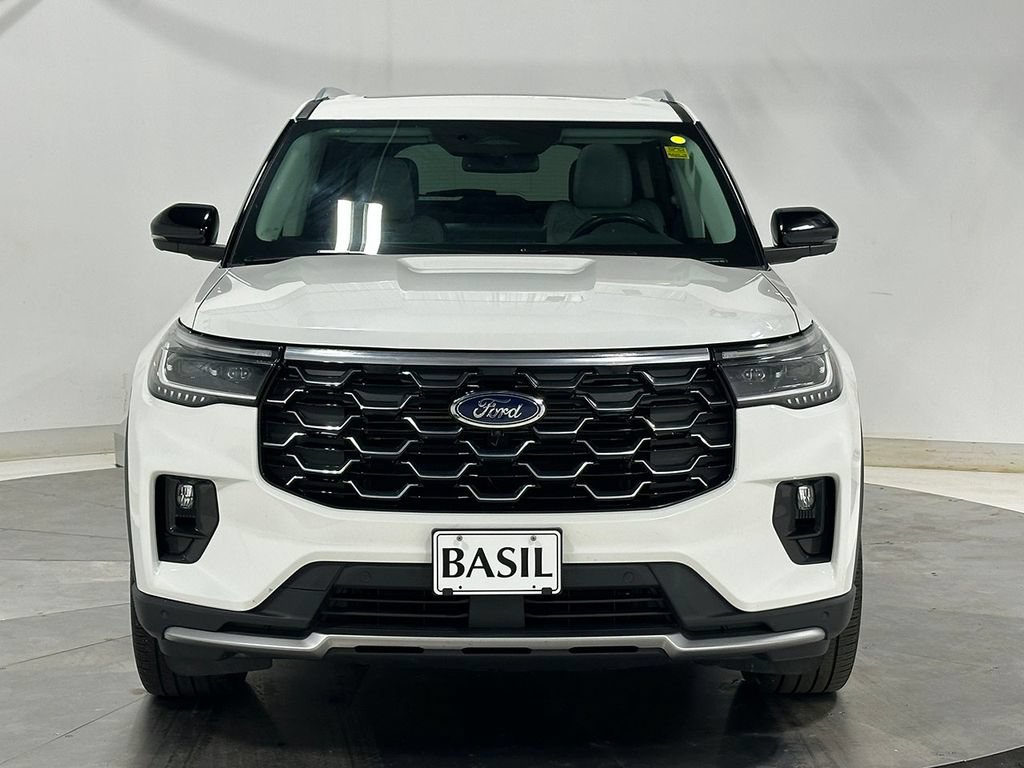 Used 2025 Ford Explorer Platinum w/ Ultimate Package AWD/4WD image 9