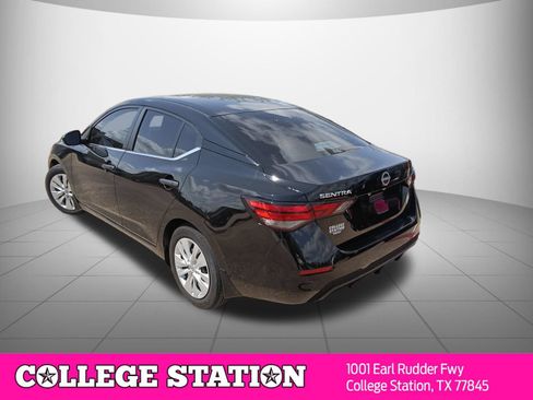 Used 2025 Nissan Sentra S FWD image 4