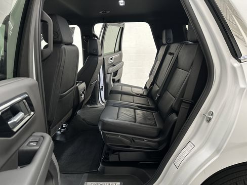 Used 2025 Chevrolet Tahoe LT image 24