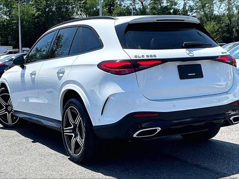 Certified 2024 Mercedes-Benz GLC 300 4MATIC image 10