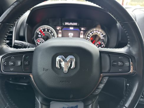 Used 2020 RAM 1500 Big Horn w/ Built-to-serve Edition image 10