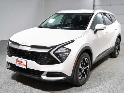Used 2023 Kia Sportage EX AWD/4WD image 30