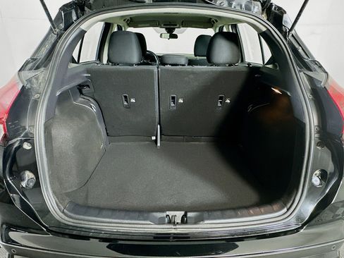 Used 2024 Nissan Kicks SV image 29