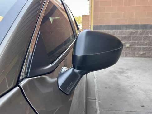 Used 2025 Nissan Kicks S image 11