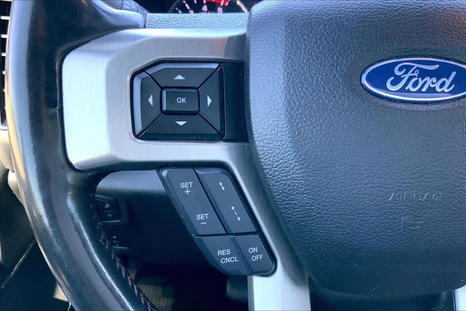 Used 2020 Ford F250 Platinum w/ FX4 Off-Road Package AWD/4WD image 23