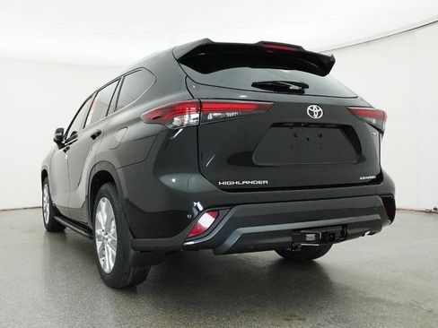 New 2026 Toyota Highlander Limited image 66