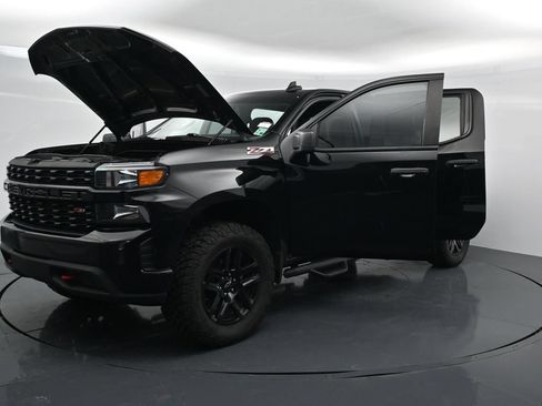Used 2022 Chevrolet Silverado 1500 Custom Trail Boss w/ Midnight Edition AWD/4WD image 39