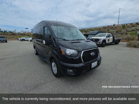 Used 2025 Ford Transit 350 XLT RWD image 3