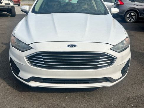 Used 2019 Ford Fusion S FWD image 2