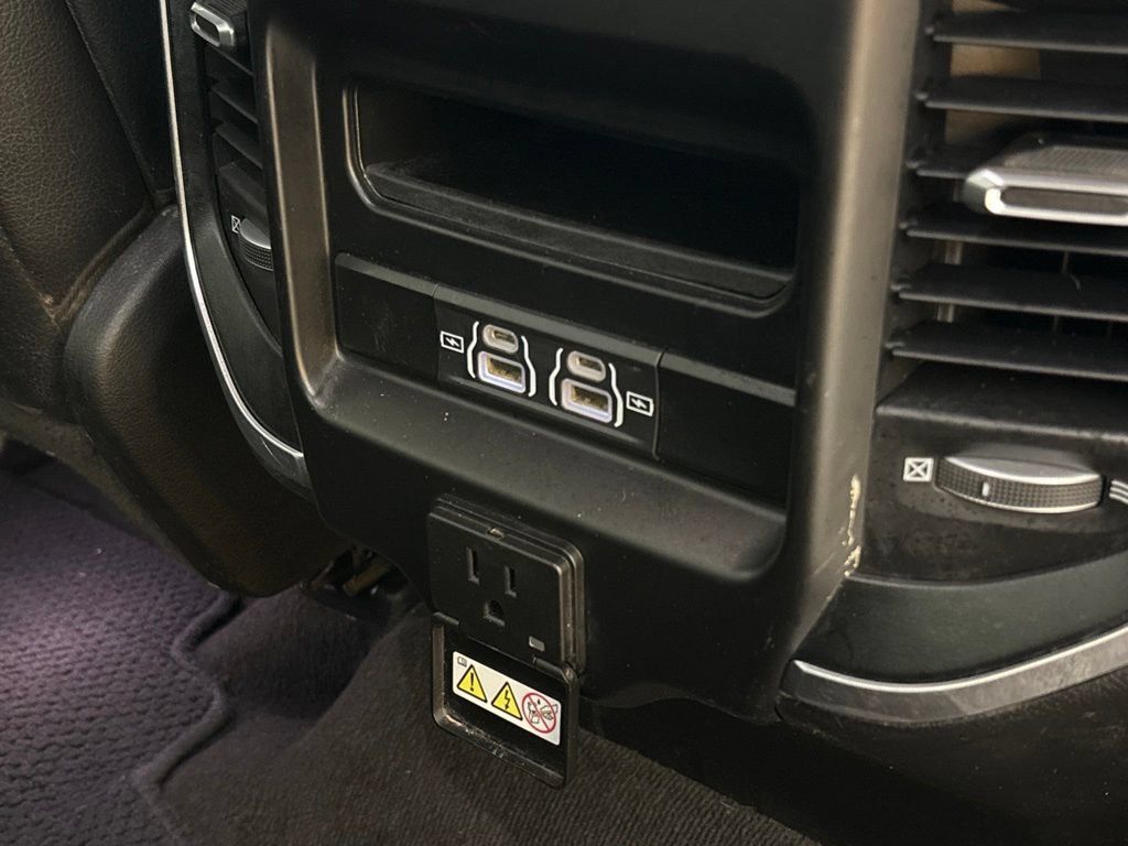 Used 2021 RAM 1500 Laramie RWD image 27