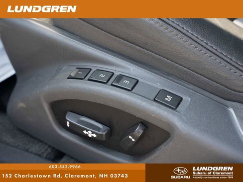 Used 2017 Volvo V60 T5 Premier w/ Convenience Package image 27