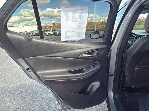 Used 2023 Buick Encore GX Preferred w/ Cold Weather Comfort Package image 21