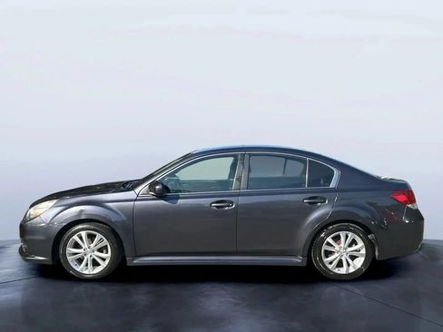 Used 2013 Subaru Legacy 2.5i Limited AWD/4WD image 2