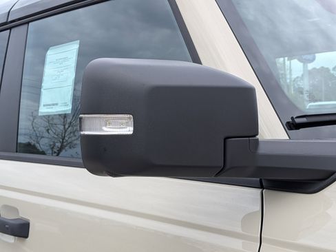 New 2025 Ford Bronco Outer Banks AWD/4WD image 11