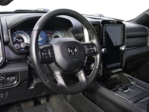 Used 2022 RAM 1500 Limited w/ Body Color Bumper Group AWD/4WD image 11
