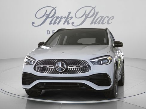 Certified 2023 Mercedes-Benz GLA 250 4MATIC image 37
