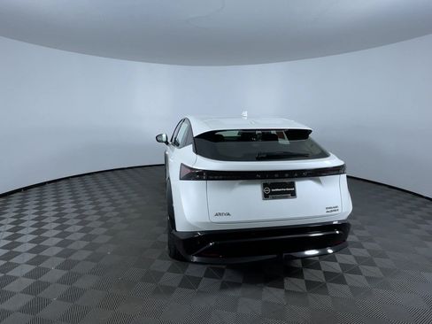 Certified 2024 Nissan Ariya AWD image 7