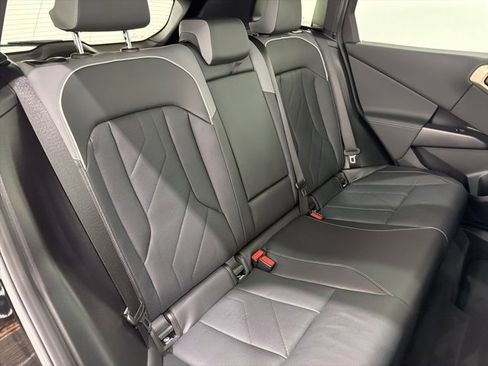 Used 2025 BMW X3 xDrive30i w/ Premium Package image 22
