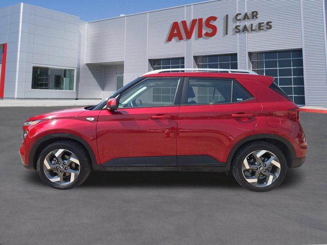 Used 2025 Hyundai Venue SEL FWD image 11