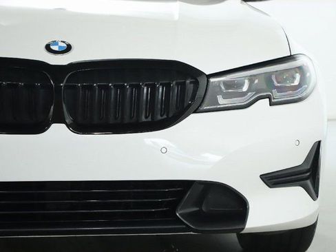Used 2020 BMW 330i xDrive Sedan w/ Premium Package AWD/4WD image 9